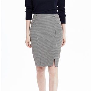 Banana Republic BiStretch Houndstooth Pencil Skirt